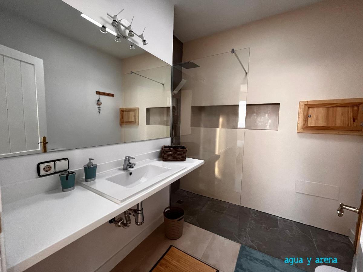 דירות Tías Casa Tie' Lanzarote Vista Mar - Piscina Relax - Adults Only מראה חיצוני תמונה